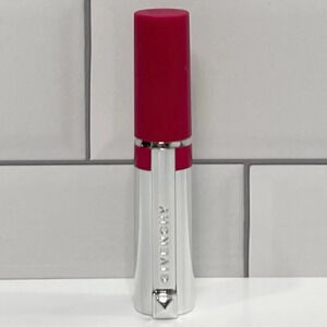 Givenchy 204 Fuchsia Angora Liquid Lipstick